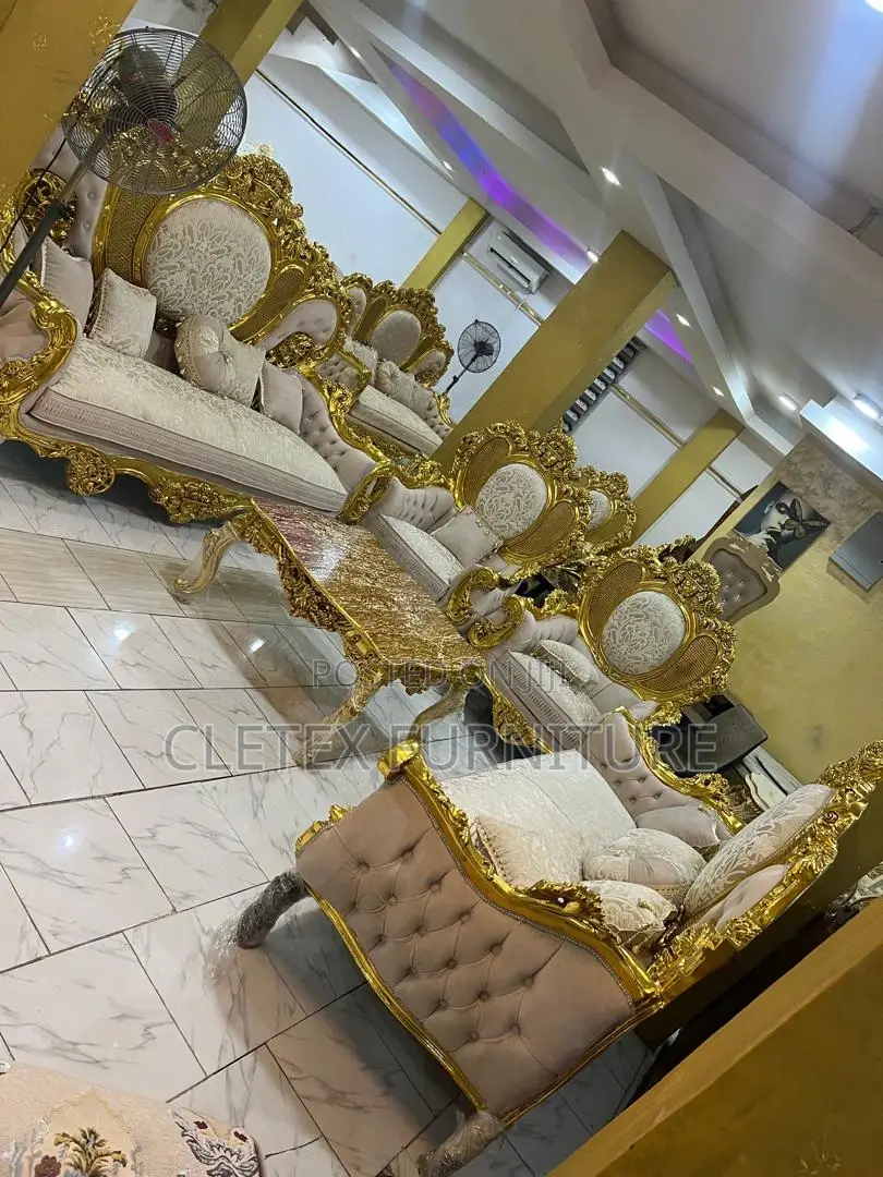 Quality Royal Sofa Chair With Table and Side Stools