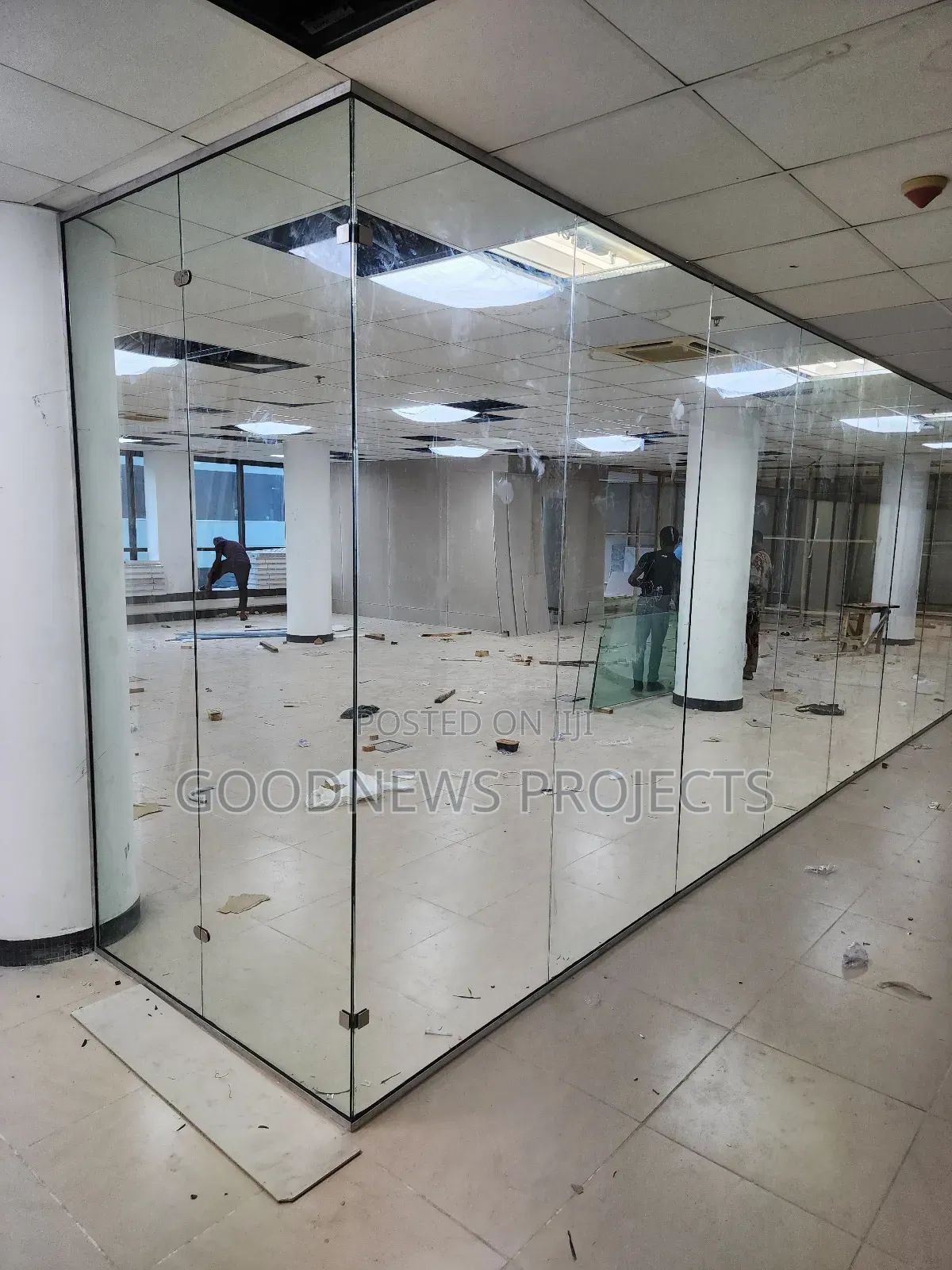 Office Tempered Frameless Glass Partition