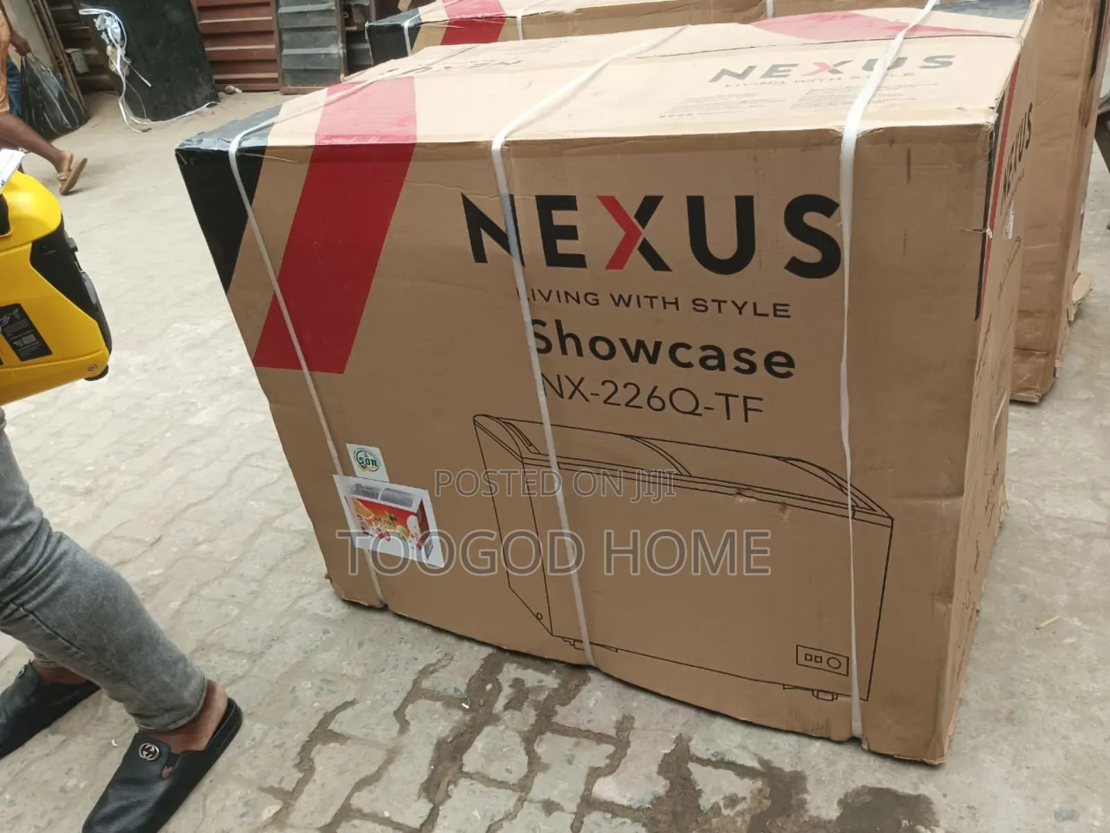 Nexus Showcase Freezer