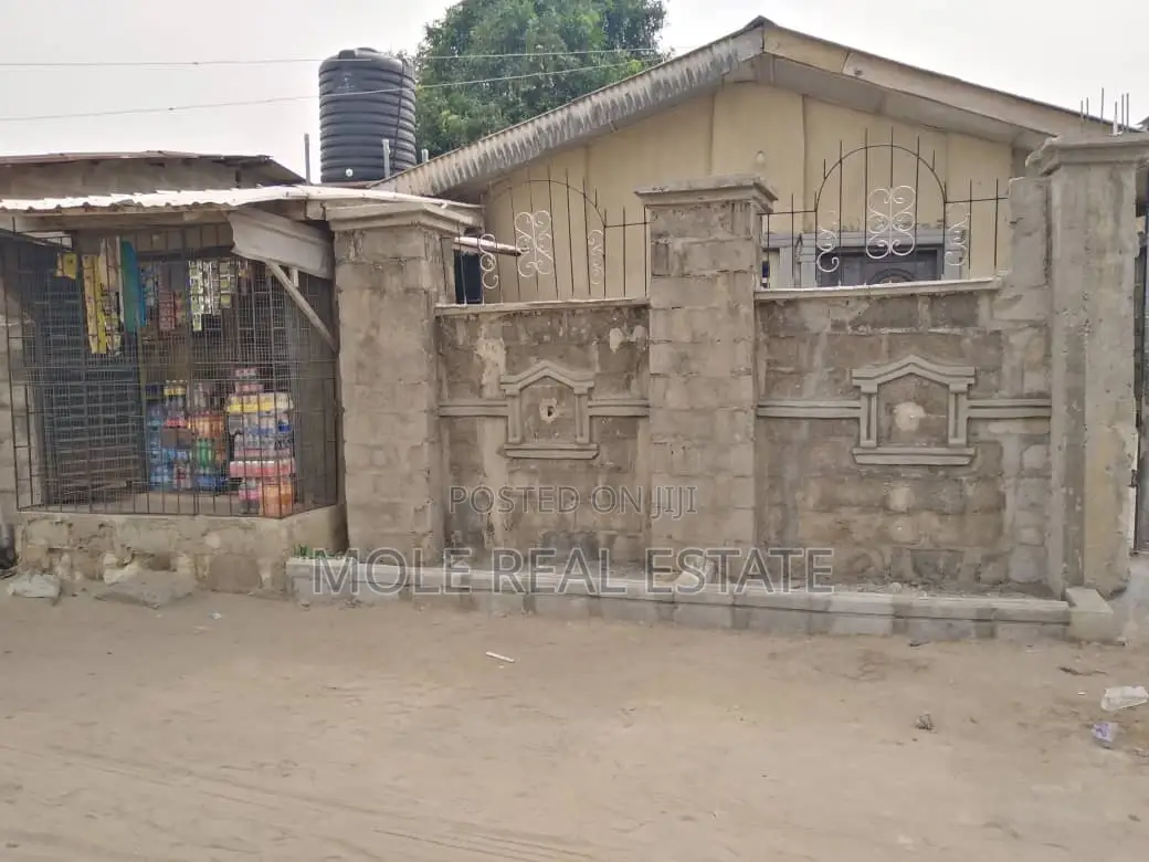 Half Plot at Lanre Iguand New Town Fenced With German DPC