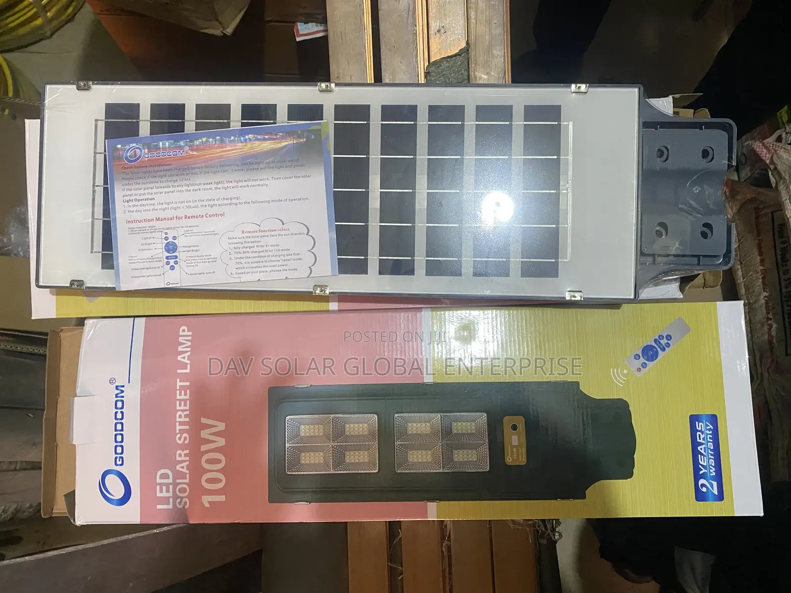 100W Solar Steel Light