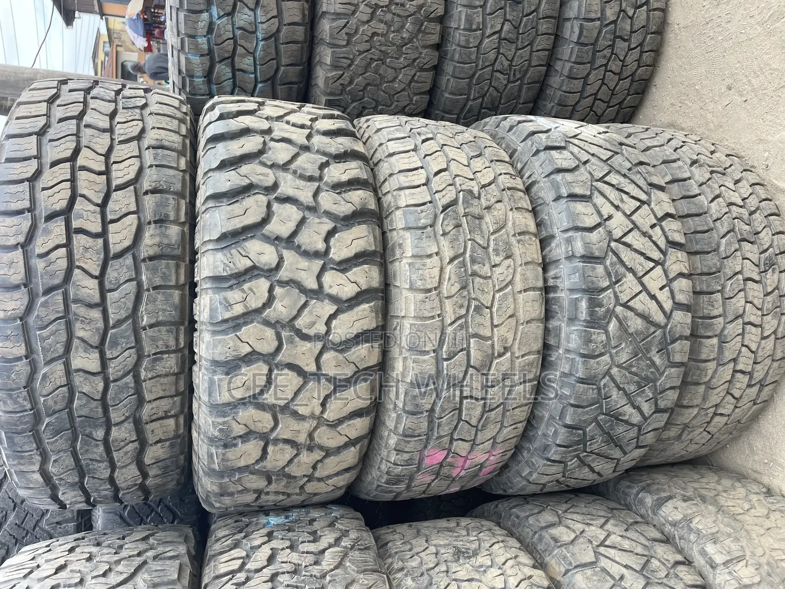 Ford F250 ,Tundra,Tacoma,Wrangler Rubicon Etc,35x12.50R20