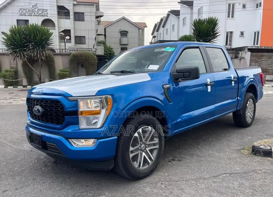 Ford F-150 XLT 2021 Blue