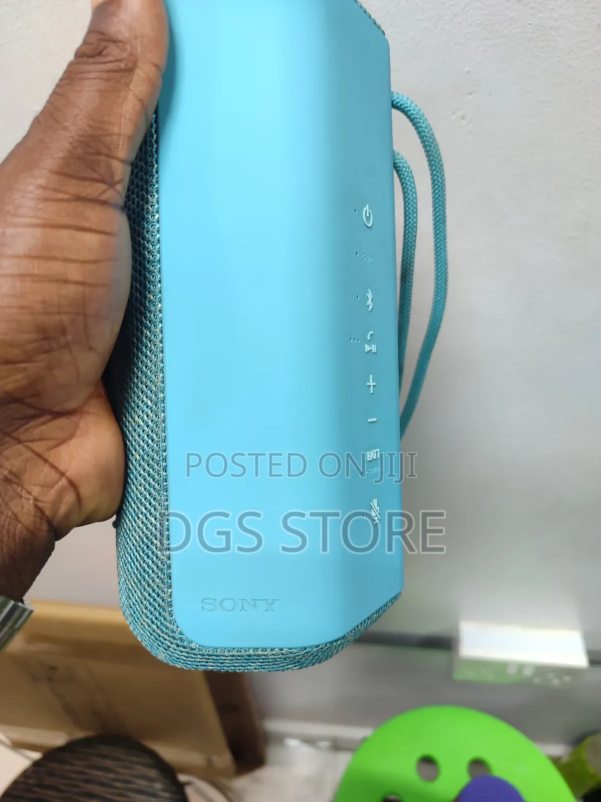 Sony SRS XE200 Bluetooth Speaker