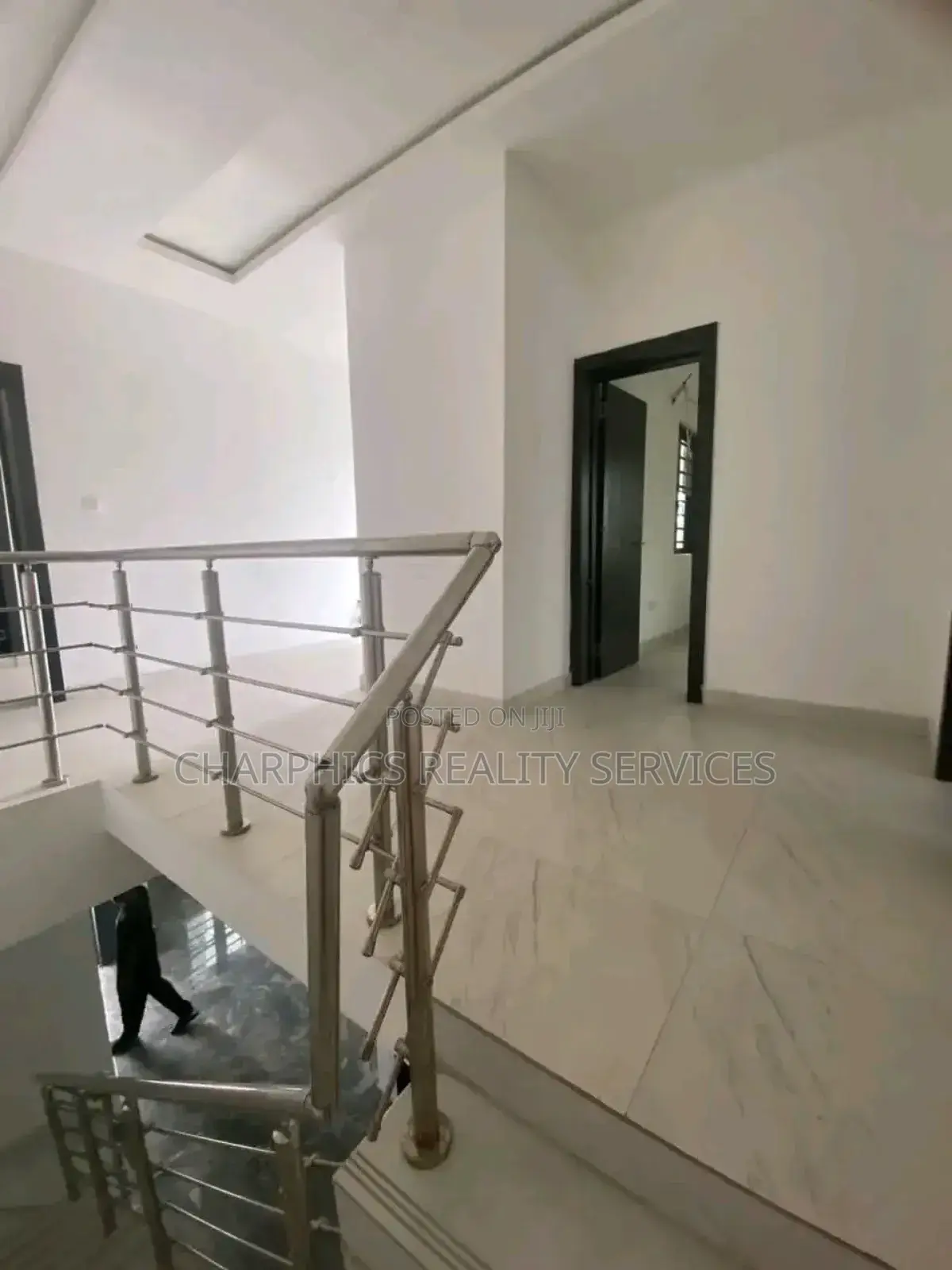3bdrm Apartment in Ikate for sale