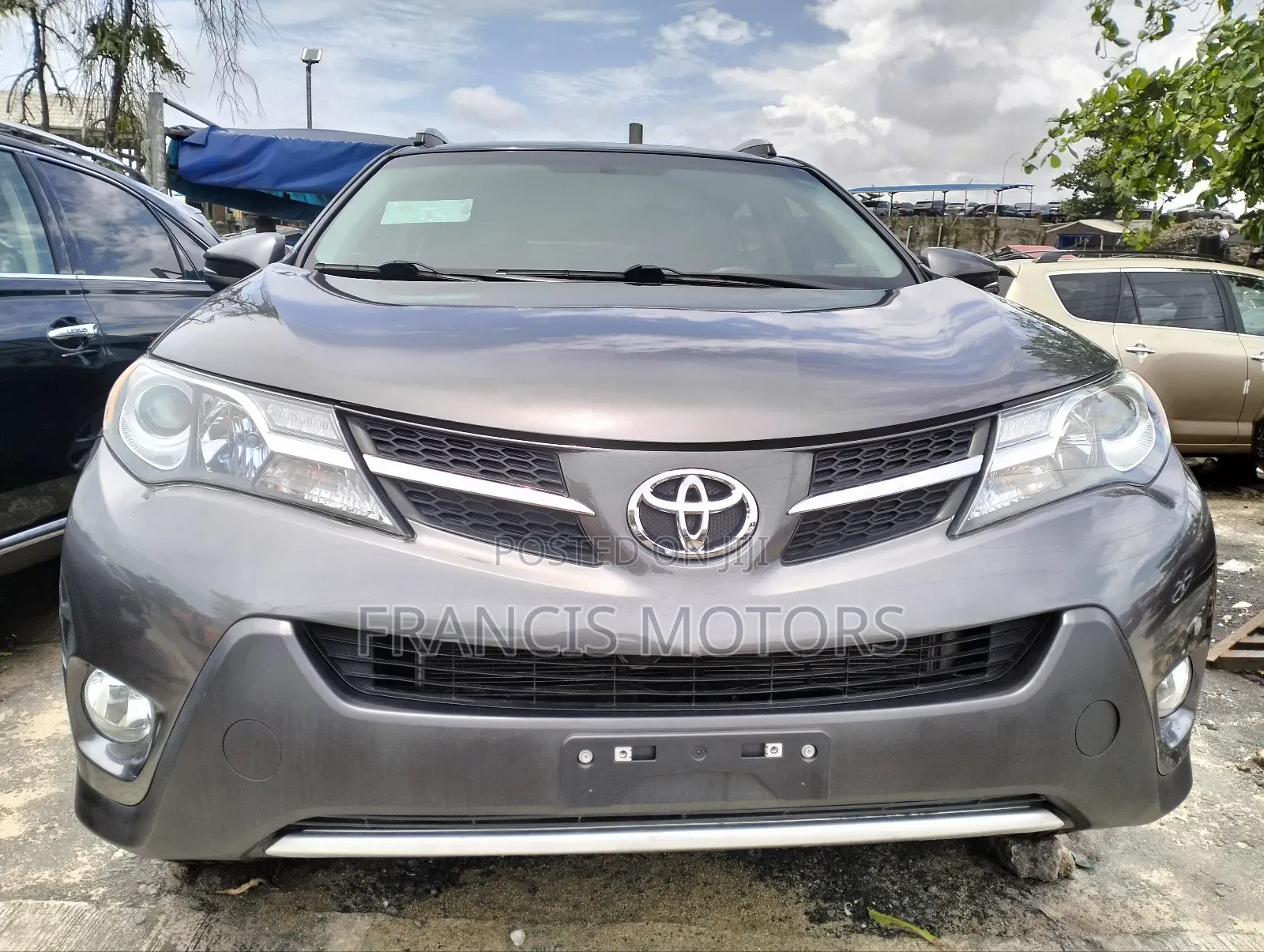 Toyota RAV4 XLE AWD (2.5L 4cyl 6A) 2013 Gray