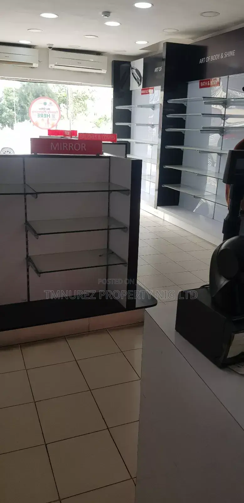 Showroom Shop for Rent,Lekki Phase1,