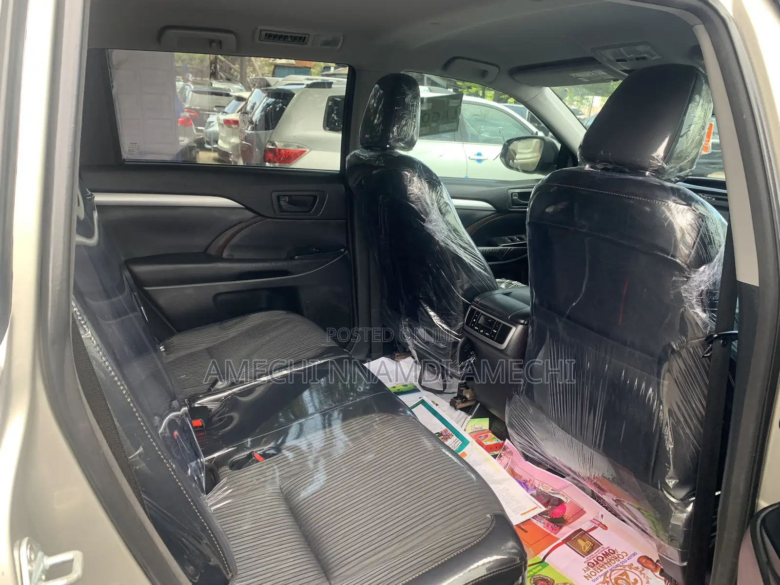 Toyota Highlander LE 4x4 V6 (3.5L 6cyl 8A) 2017 Gray