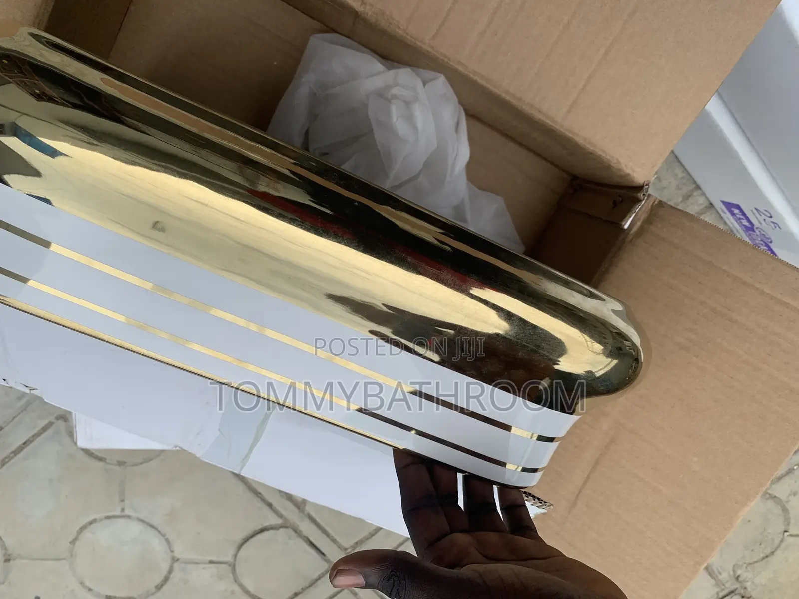 Countertop White and Gold Basin