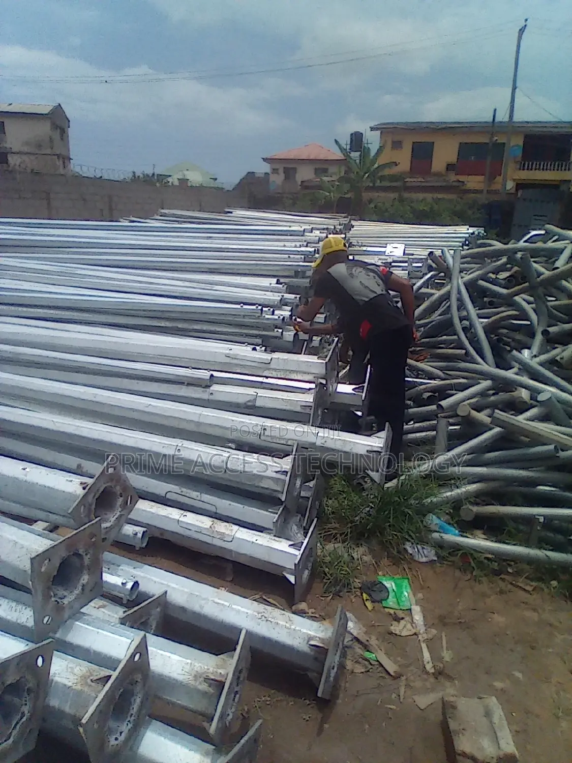 High Quality Street Lights Poles and Hanger