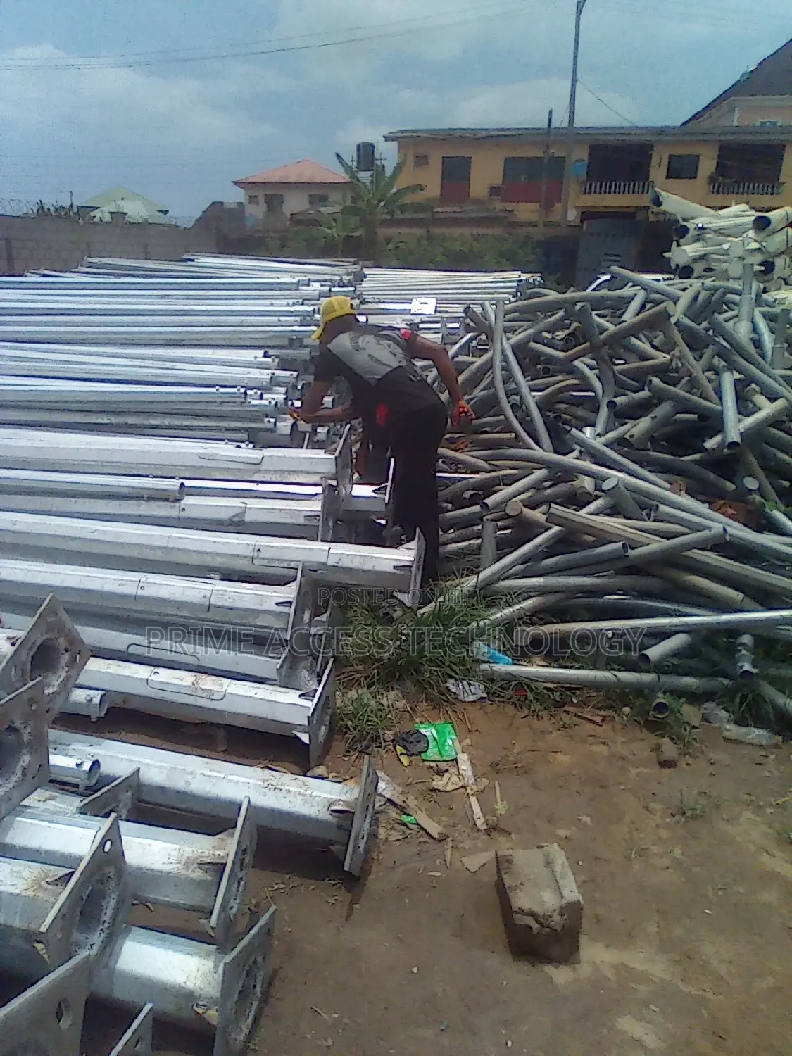 High Quality Street Lights Poles and Hanger