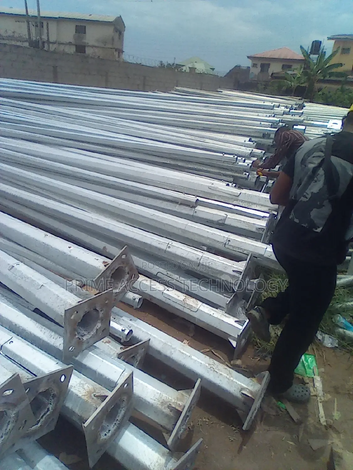 Quantity Octagonal Street Light Pole