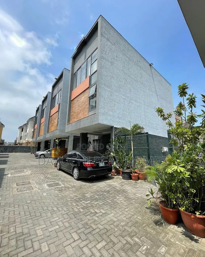 4bdrm Duplex in Ikate-Elegushi for rent