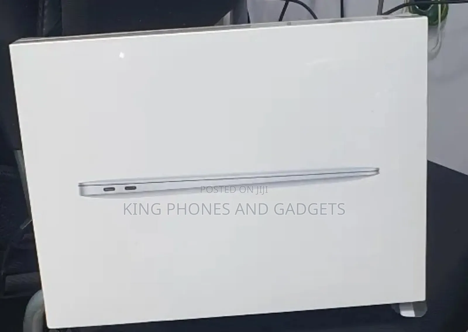 New Laptop Apple MacBook Air 8GB Apple M1 SSD 256GB