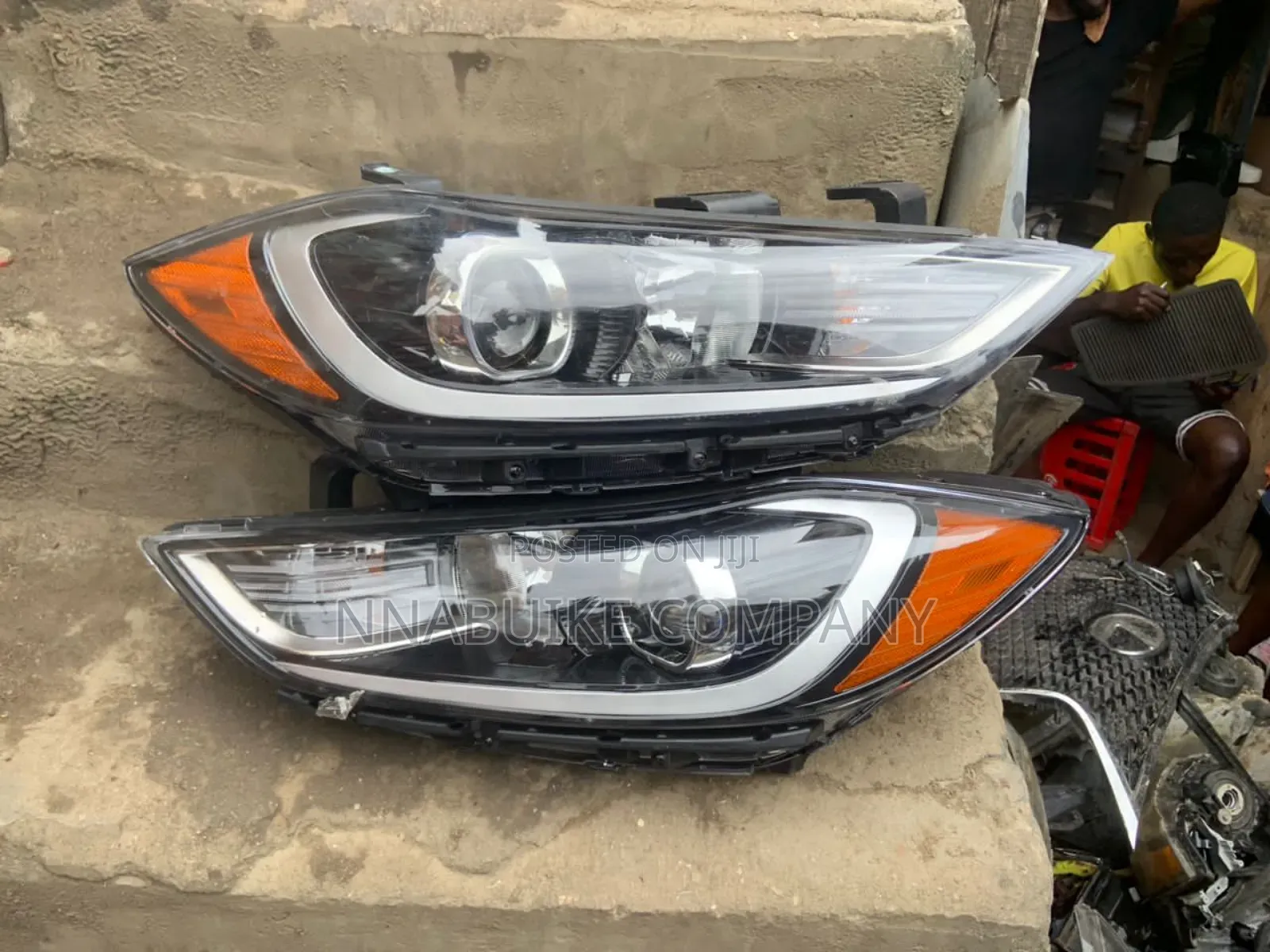 Hyundai Elantra Headlamp 2016 Model