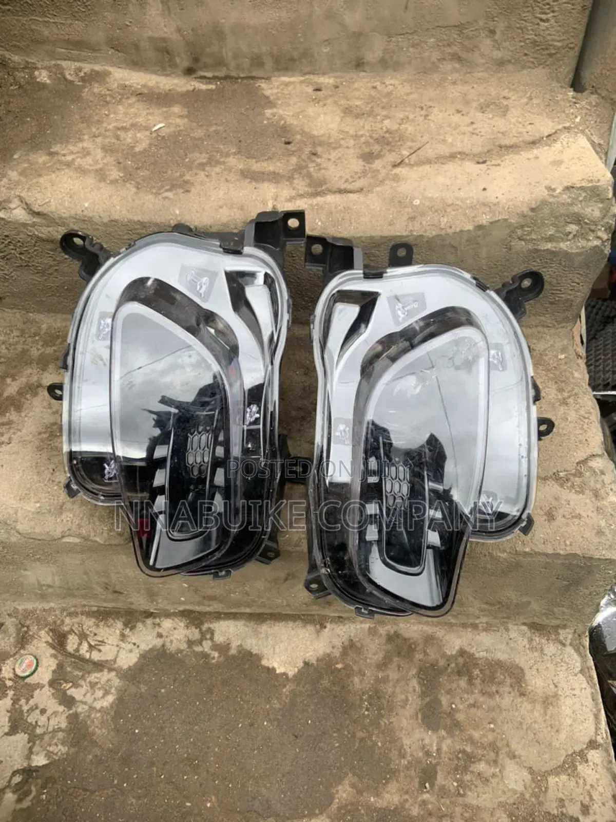 Jeep Cherokee Headlamp 2015 Model