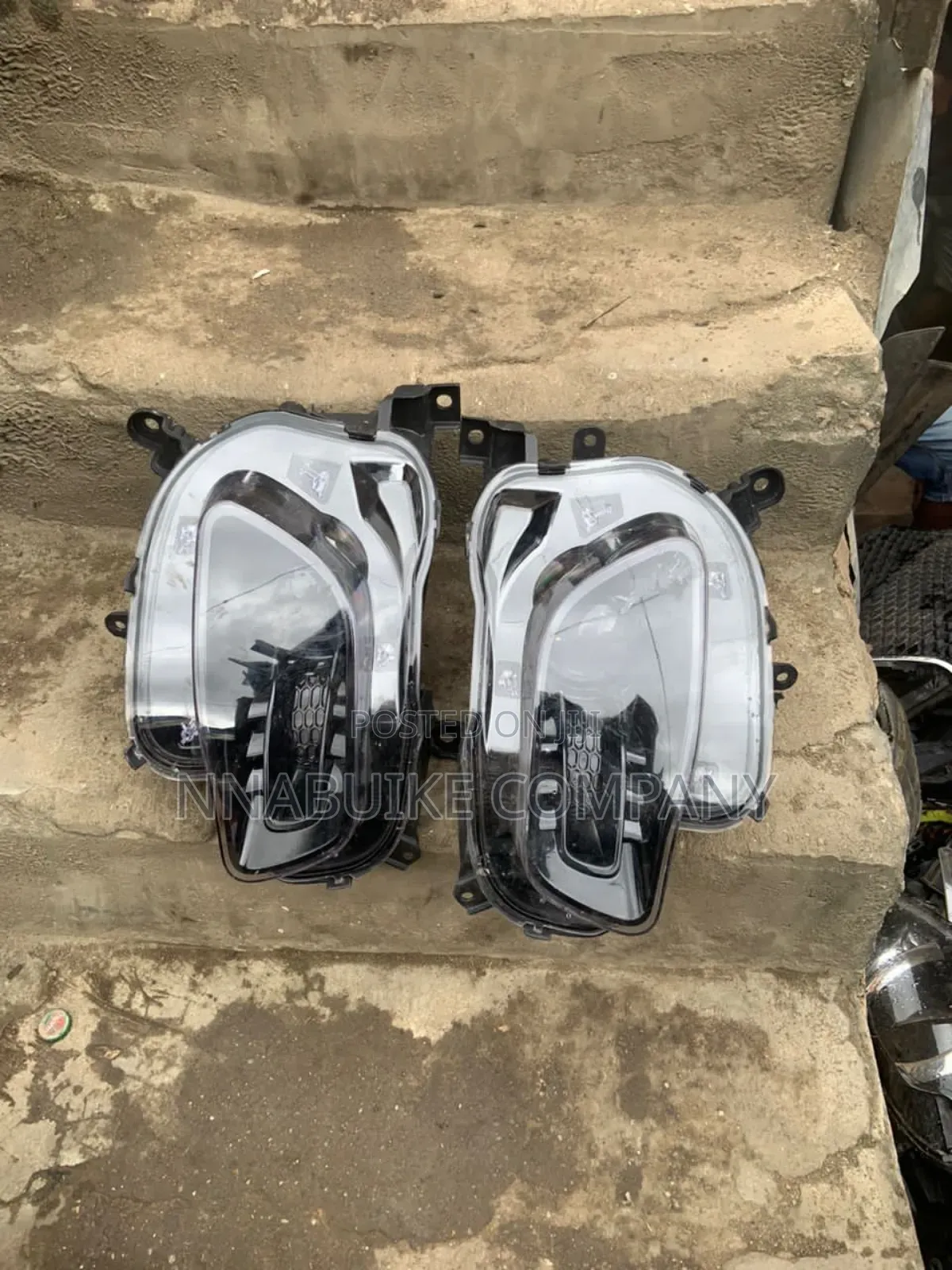 Jeep Cherokee Headlamp 2015 Model