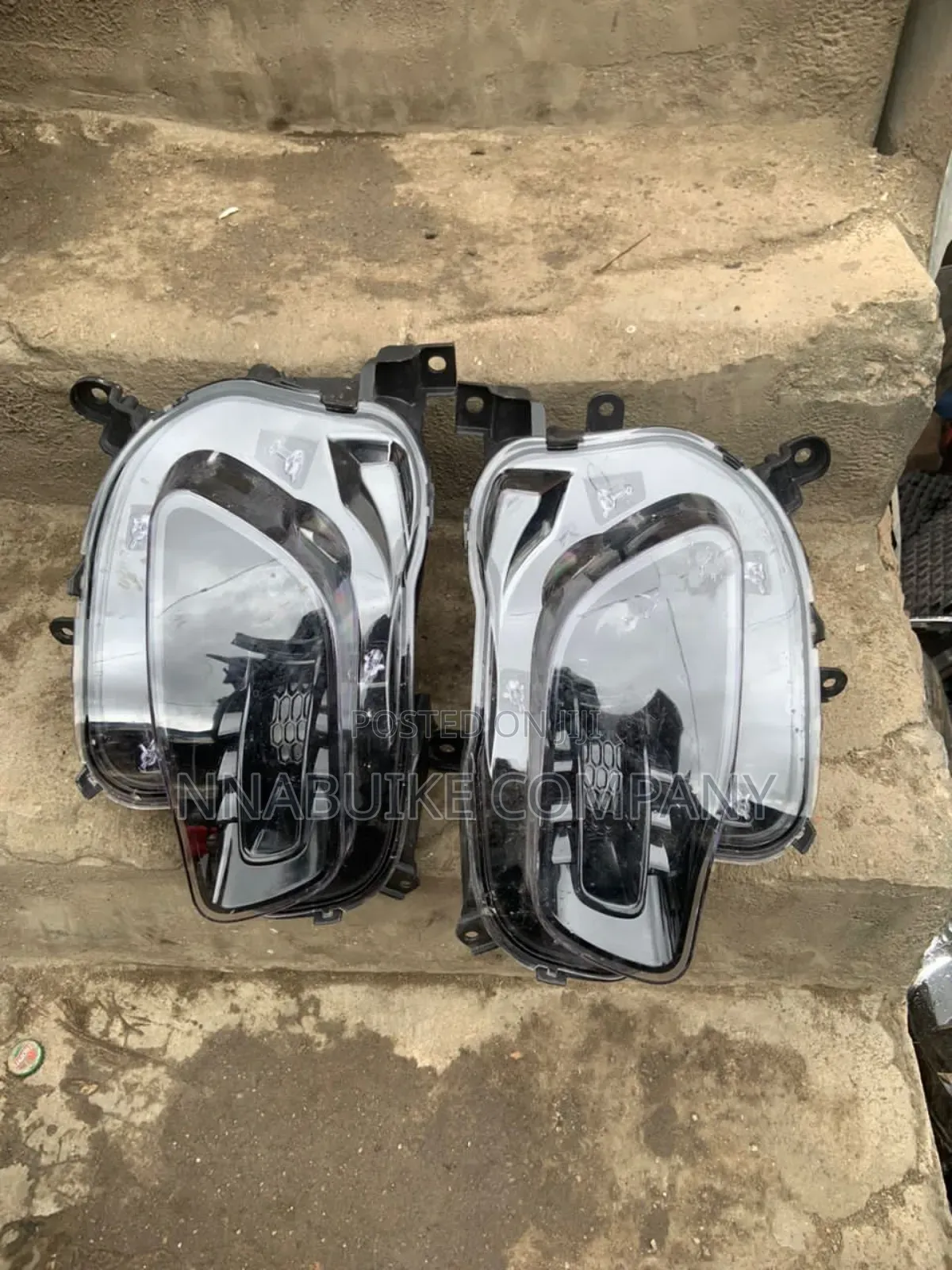 Jeep Cherokee Headlamp 2015 Model