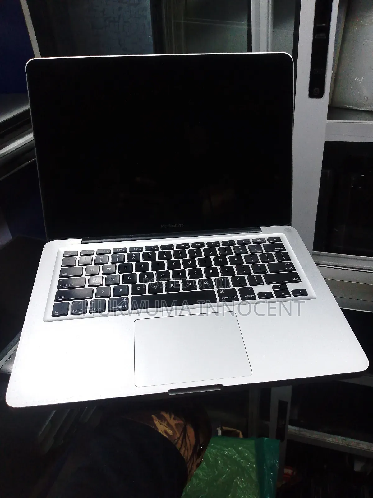 Laptop Apple MacBook 2009 4GB Intel Core 2 Duo HDD 160GB
