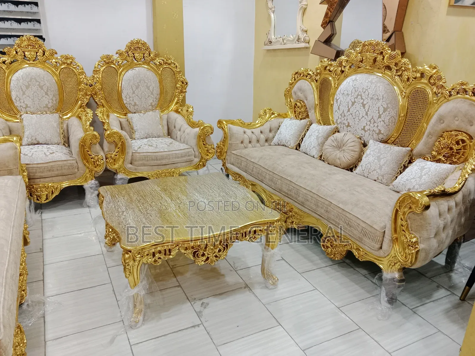 Klassic High Quality Set of Royal Sofa