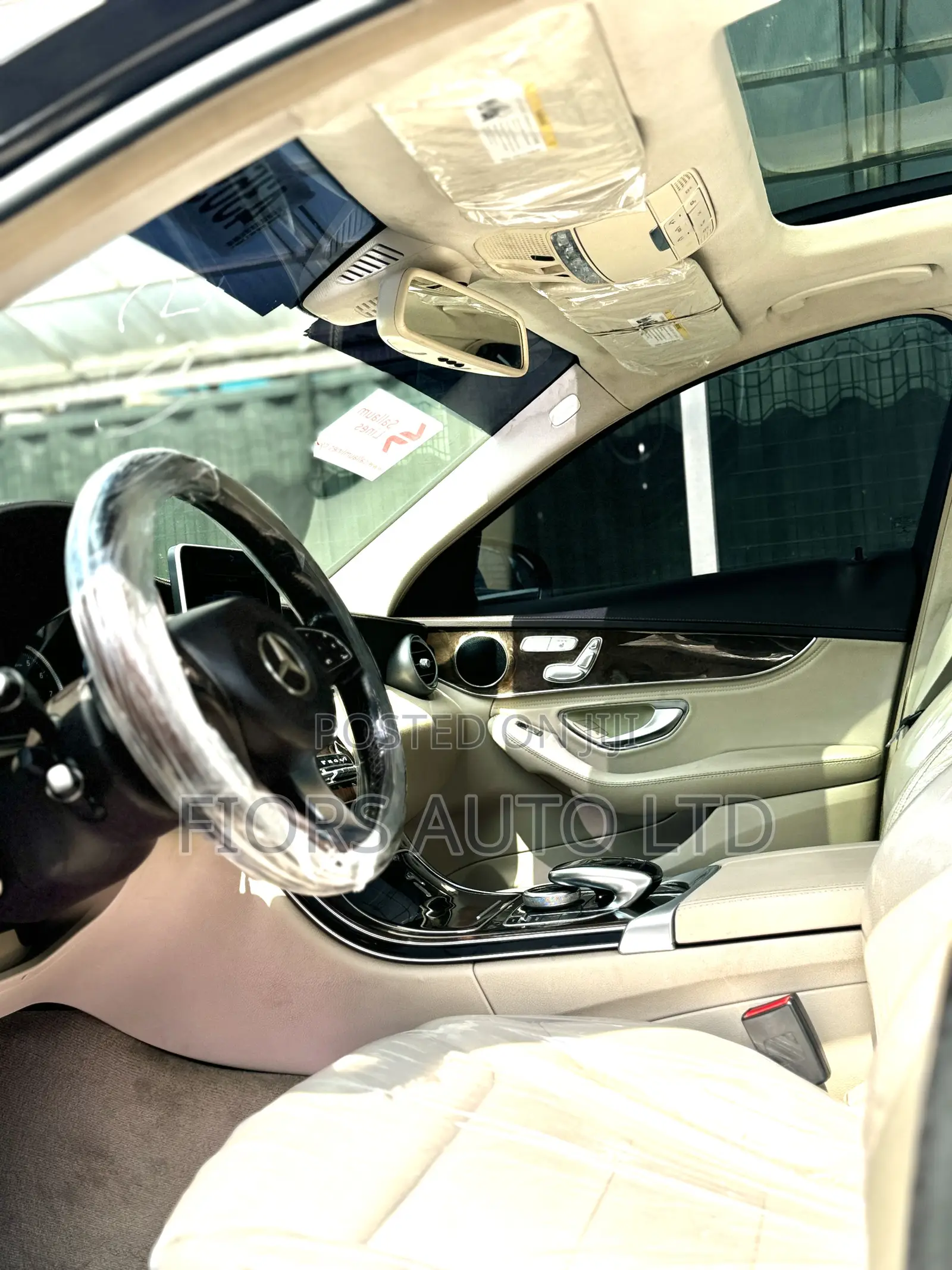 Mercedes-Benz C-Class C 300 4MATIC (W205) 2016 Brown
