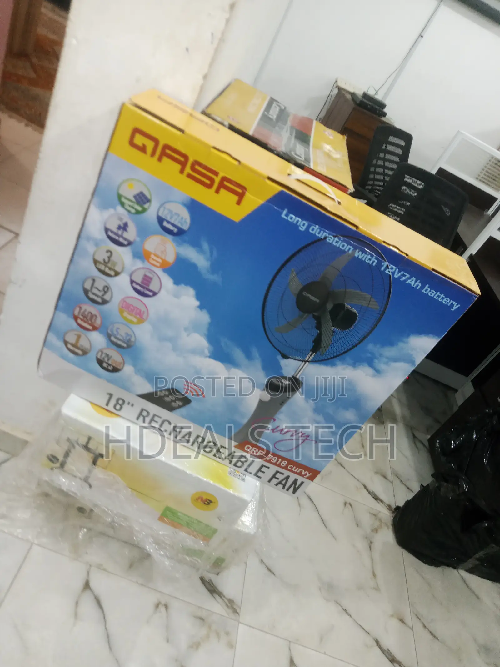 Very Affordable Qasa 18-Inch Rechargeable Standing Fan