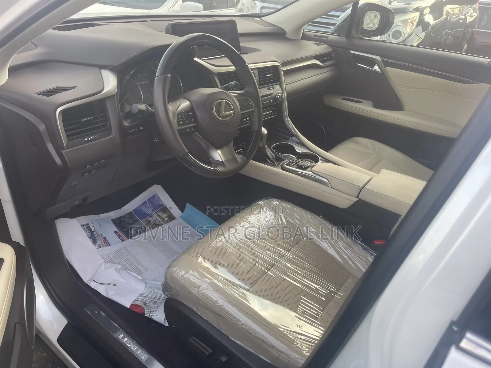 Lexus RX 2019 White