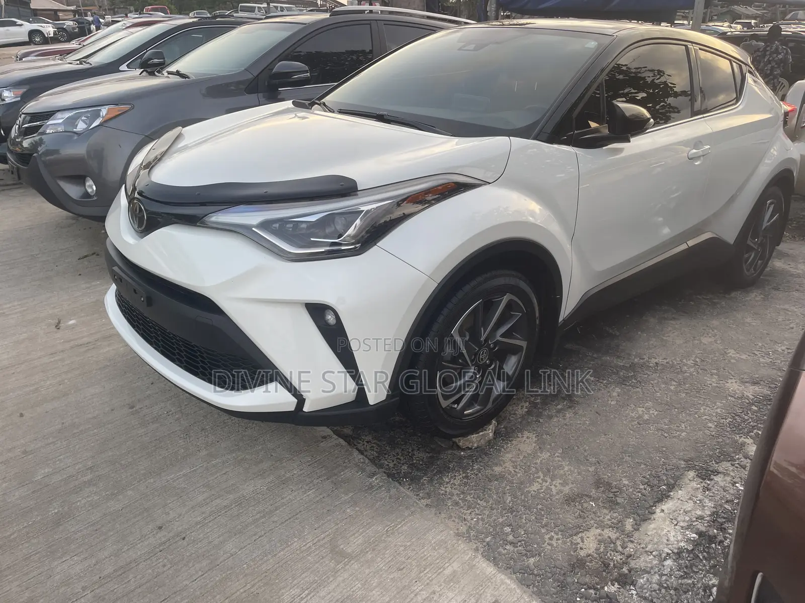Toyota C-HR Limited 2021 White