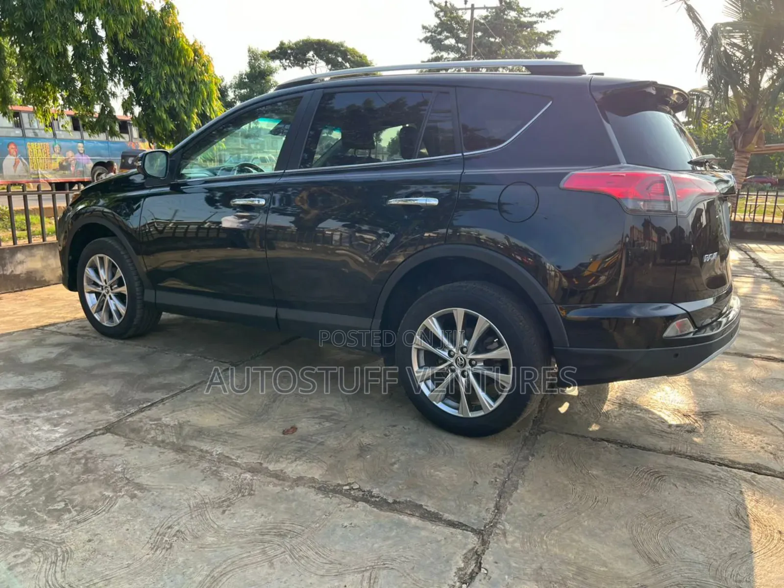 Toyota RAV4 2016 Black