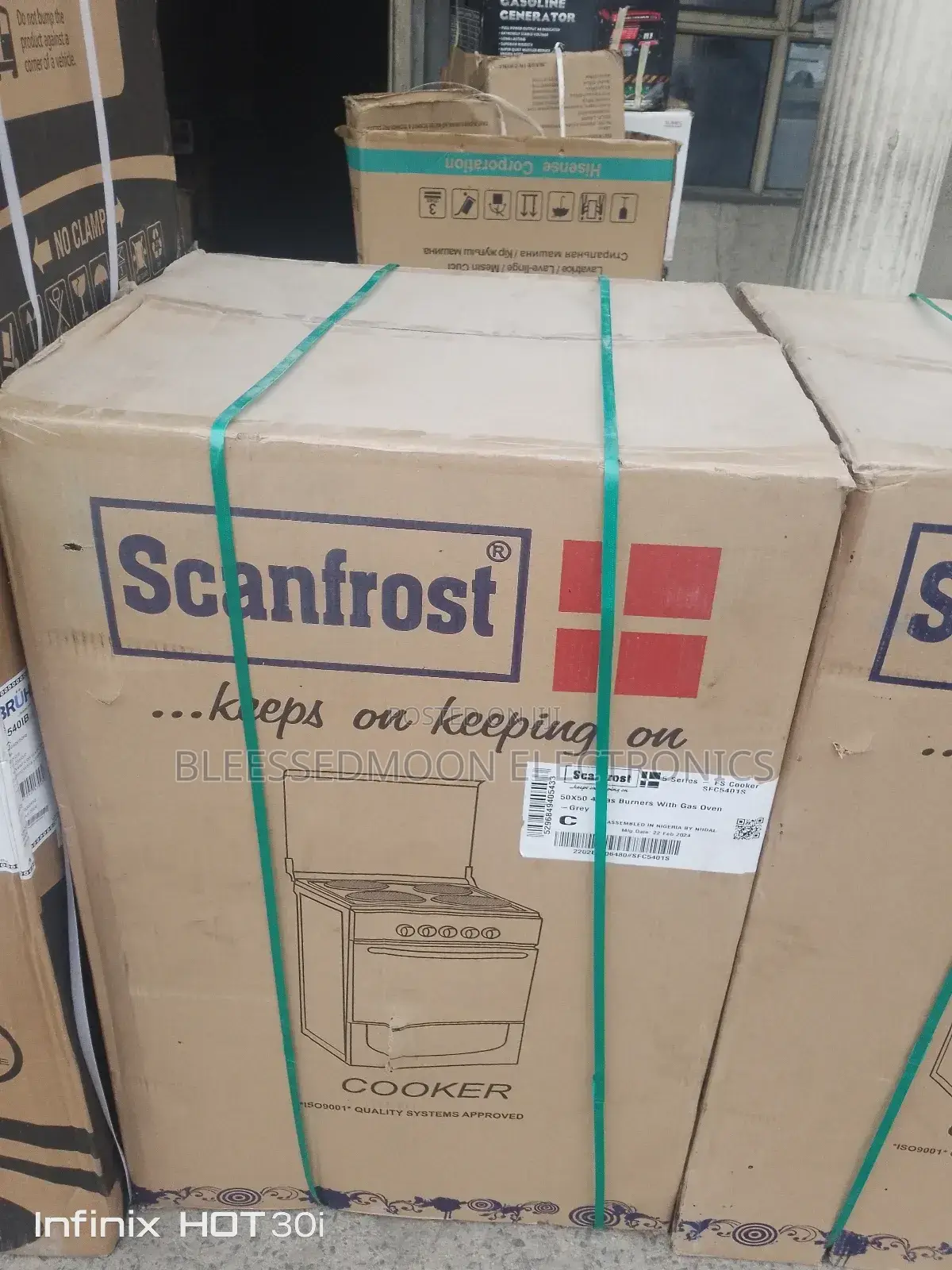Scanfrost Standing Cooker 4 Buner Gas Cooker 2 Years W