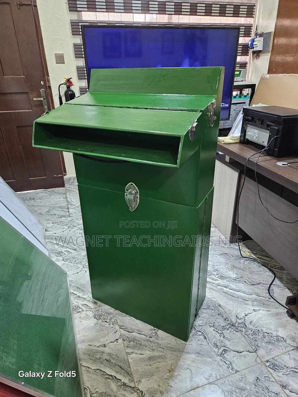 Wooden Executive Foldable Podium