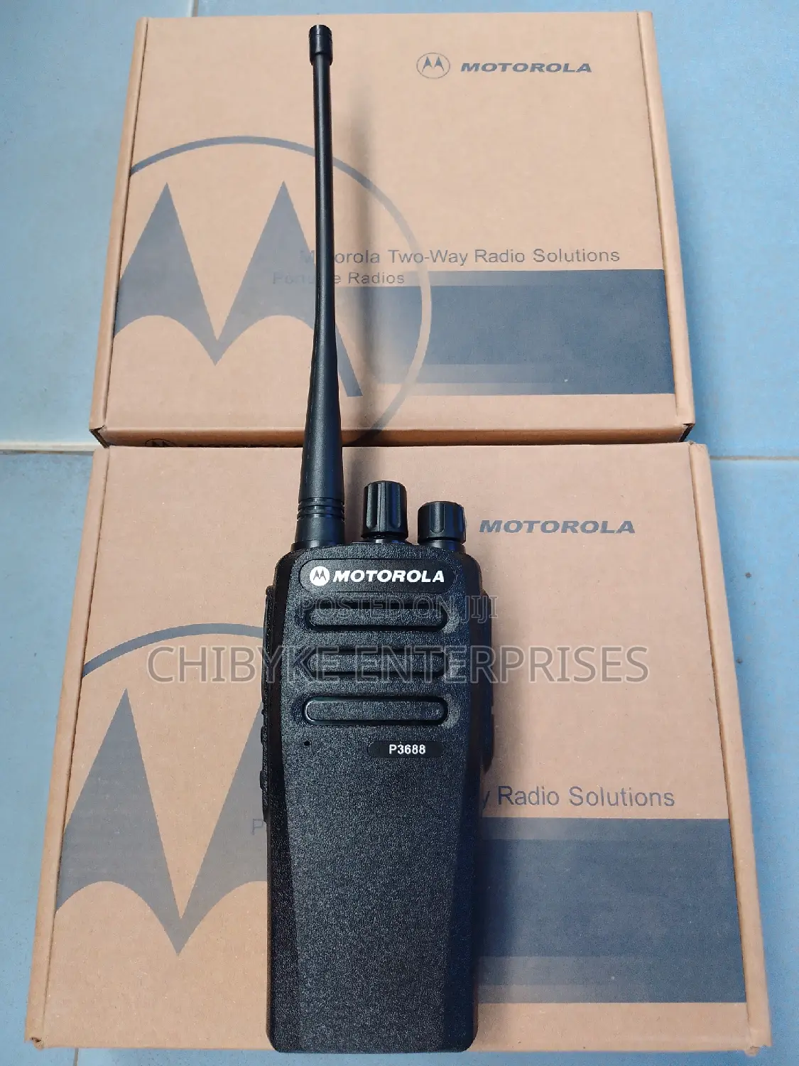Motorola P-3688 Walkie Talkie