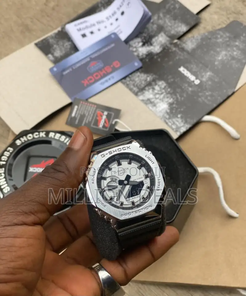 Rubber Strap Unique Men's G-Shock Wrist Watch