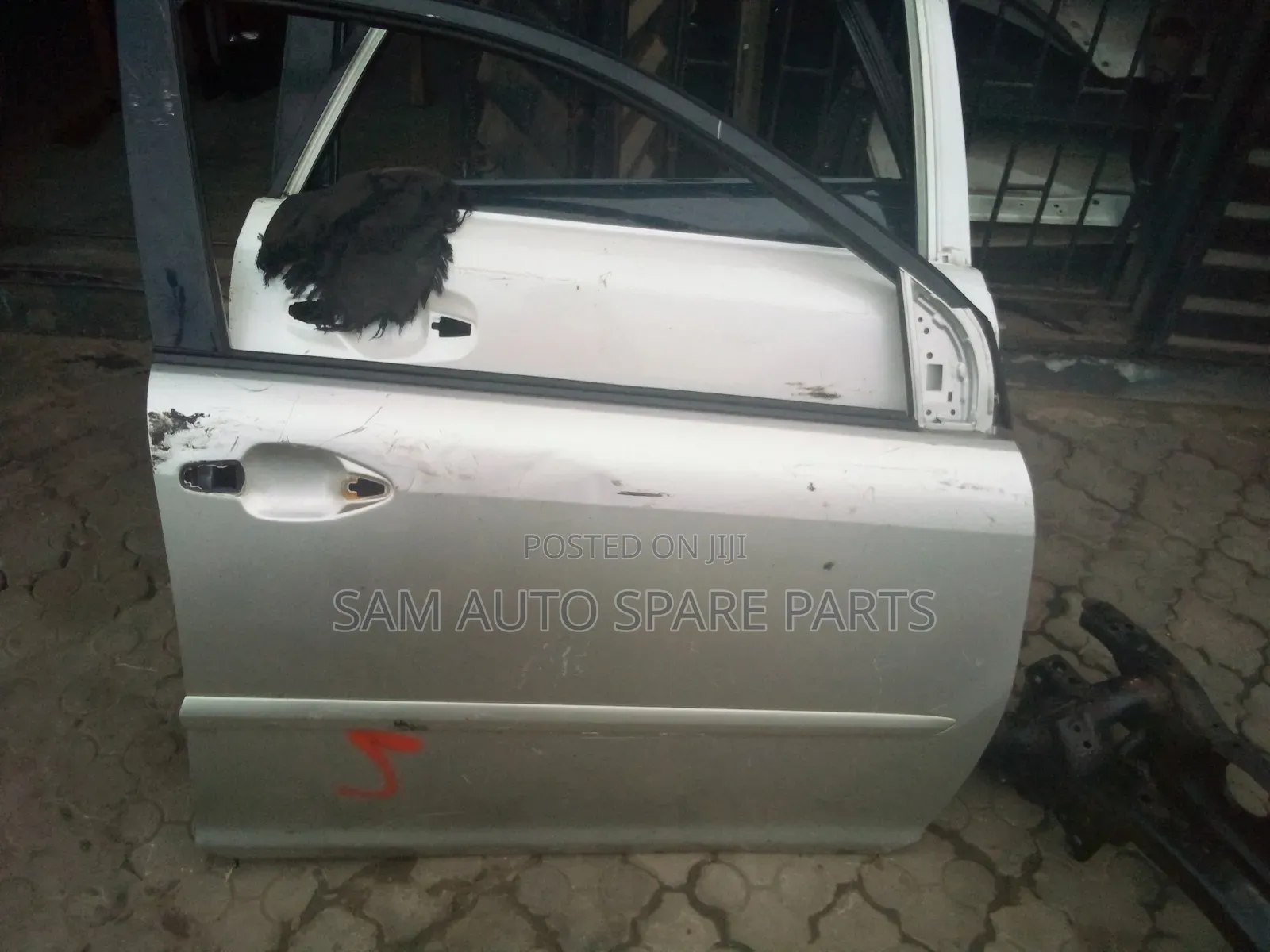 Lexus RX 330 Empty Door Front Right Side