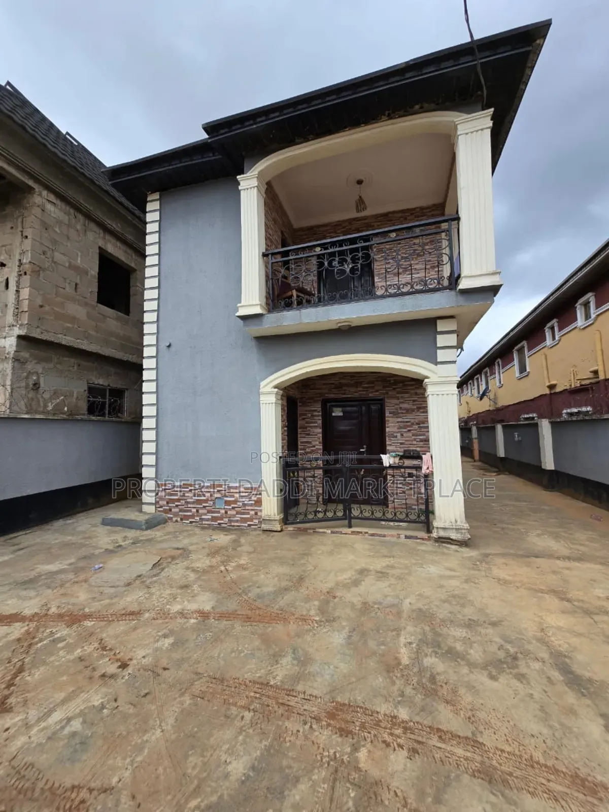 3bdrm Block of Flats in Abiola Farms Estate, Ayobo for sale