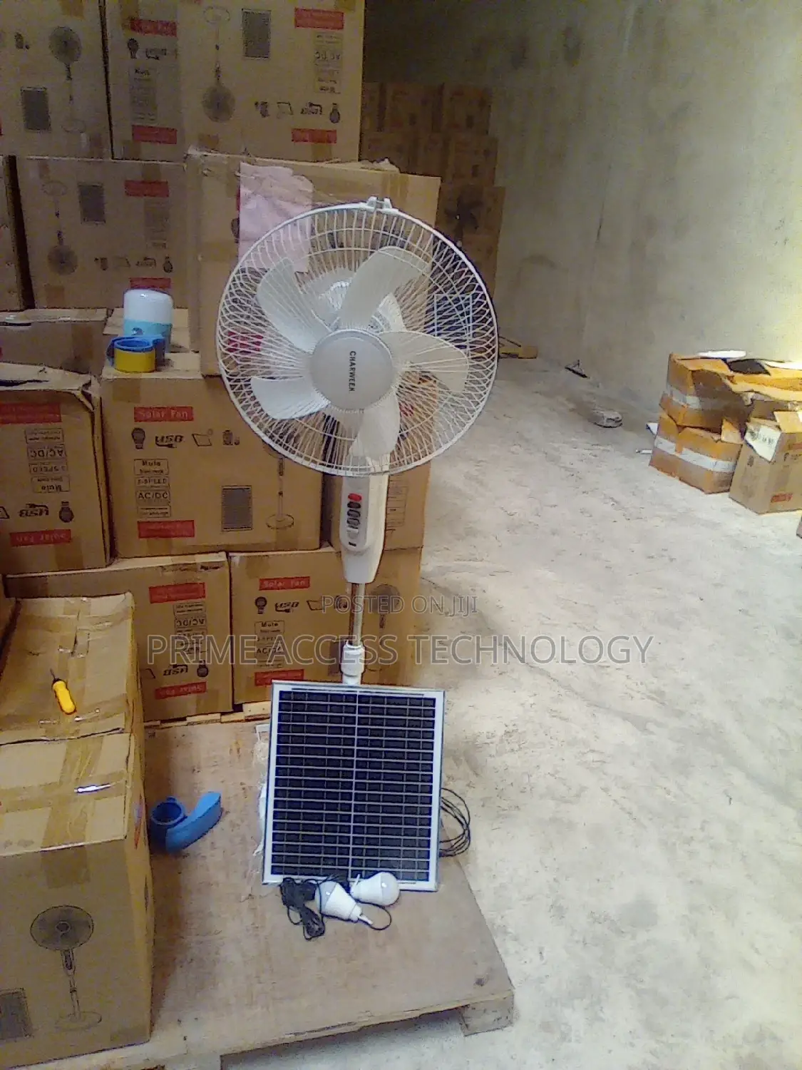 Long Lasting 16inches Solar Sanding Fan
