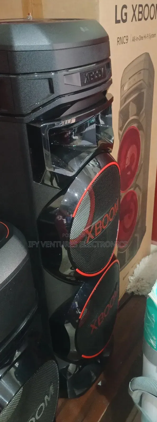 LG Audio Auto DJ XBOOM 9RNC(Baba) 1800w , Powerful Sound.