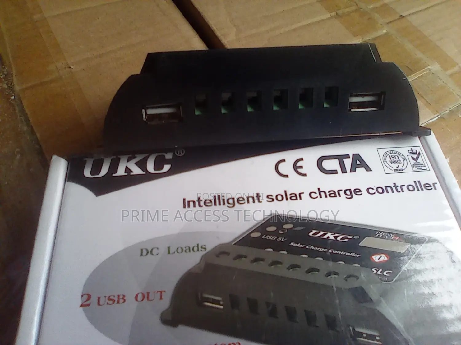 High Efficiency 20amp 12/24vsolar Energy Change Controller