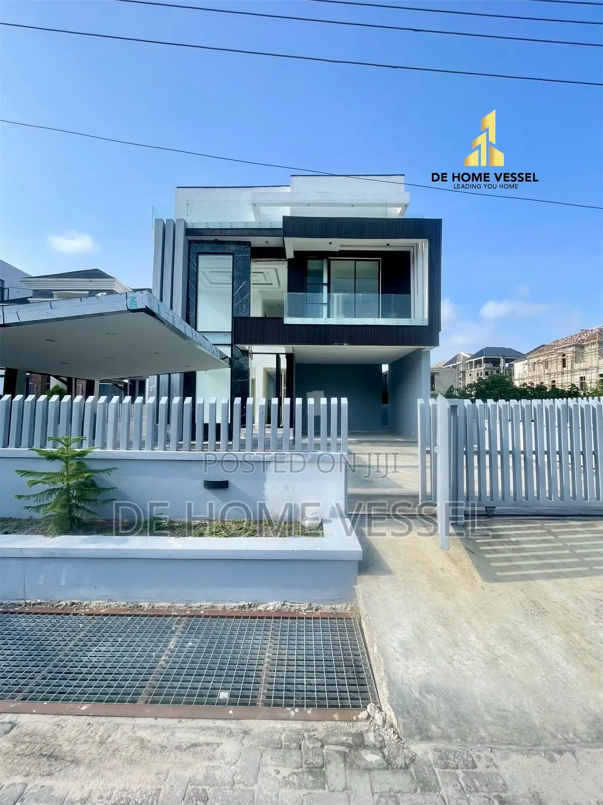 5bdrm Duplex in Lekki for sale