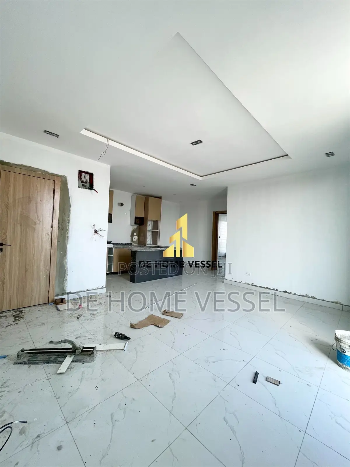 2bdrm Apartment in Chevron for sale