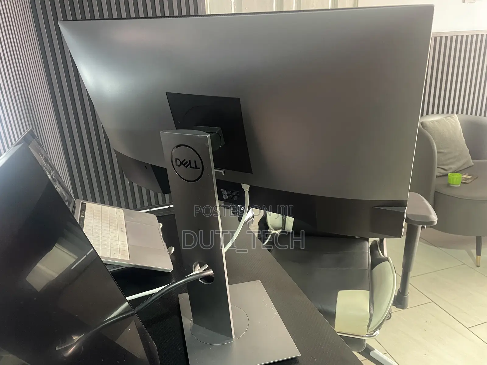 Dell Ultrasharp 24-Inch USB-C Full Hd Monitor