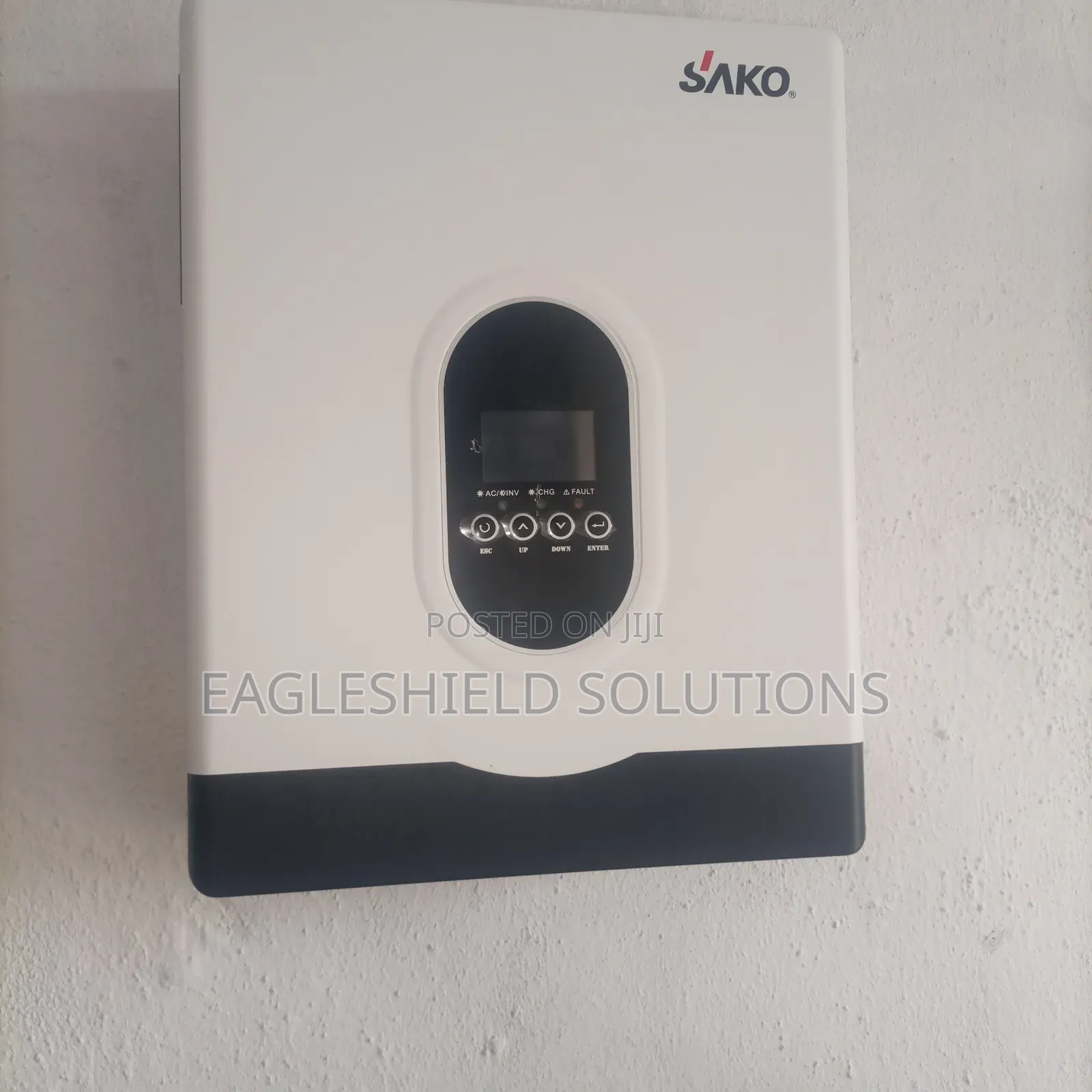SAKO Solar 2kva Hybrid Inverter