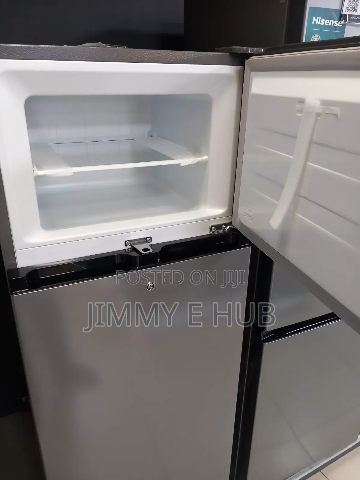 Hisense 205DR 205L Top Freezer Refrigerator Ice Cold