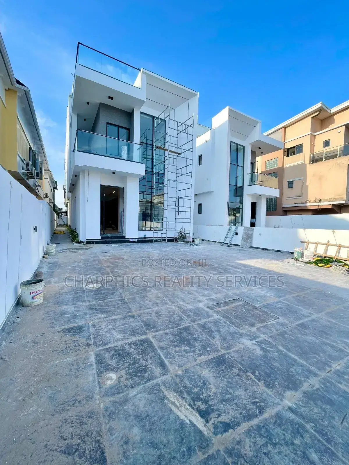 5bdrm Duplex in Lekki for sale