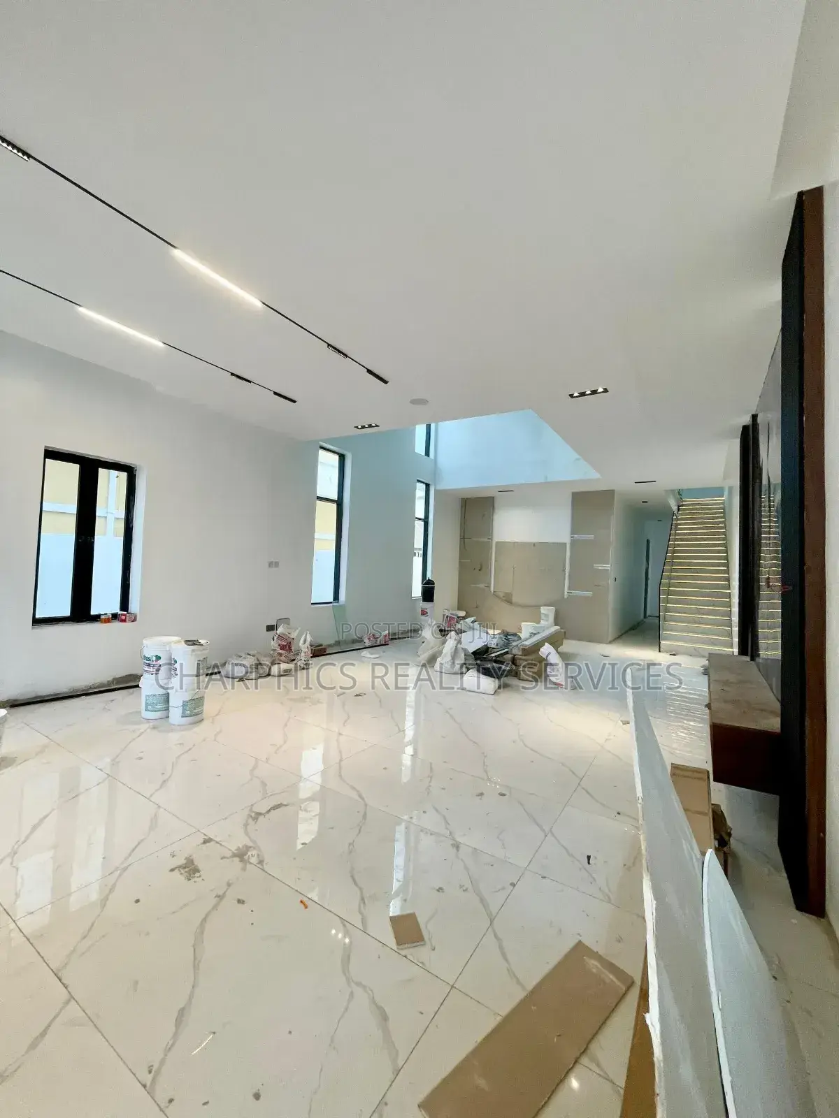 5bdrm Duplex in Lekki for sale
