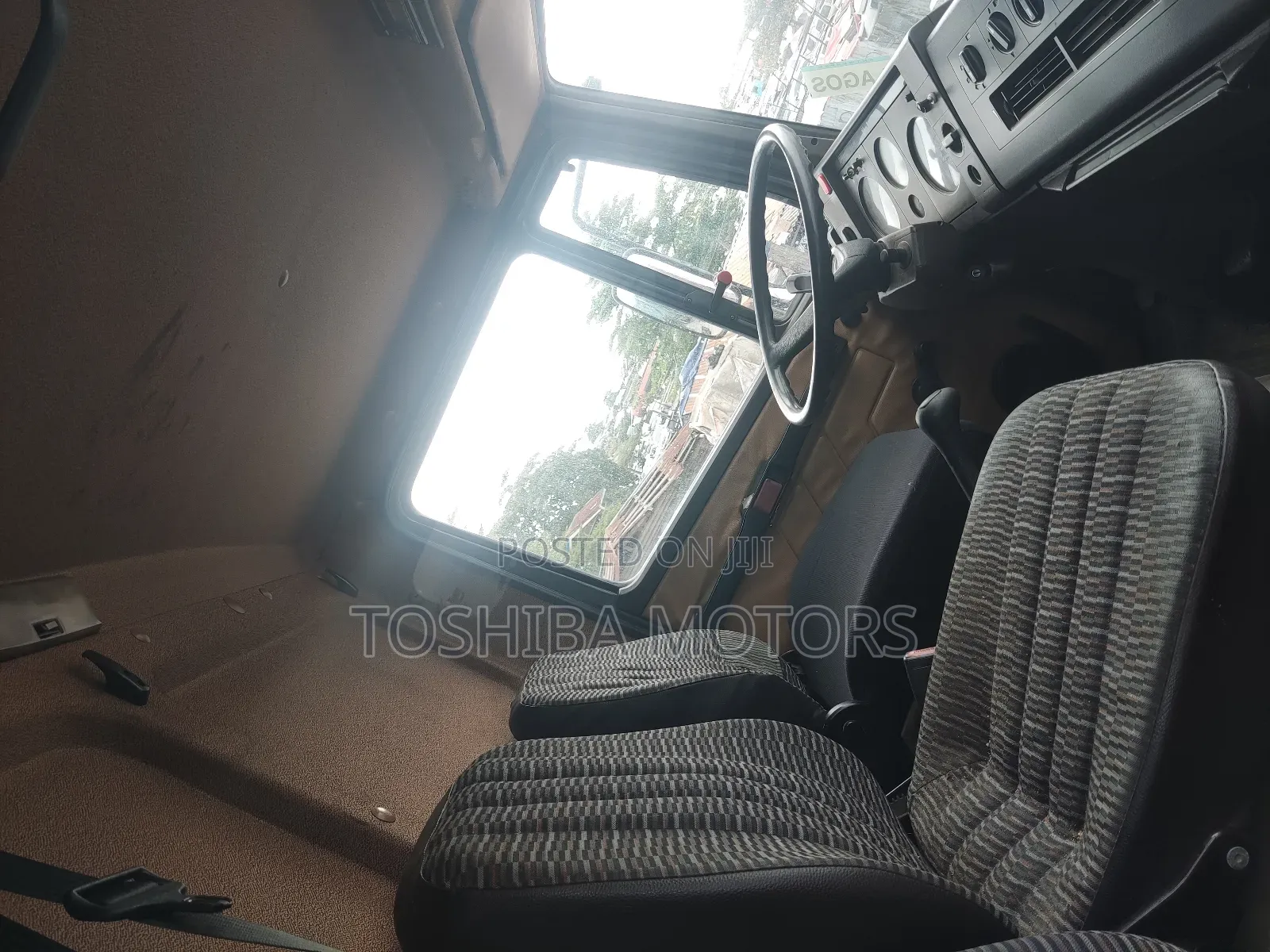 Mercedes Benz 814 Container Body