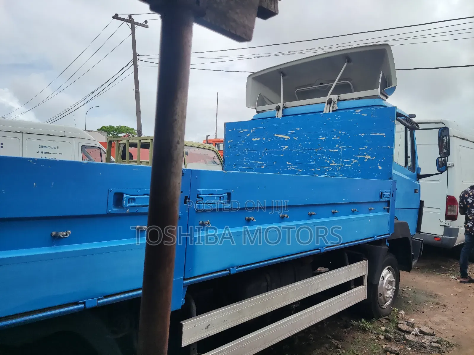 Mercedes Benz 814 Truck