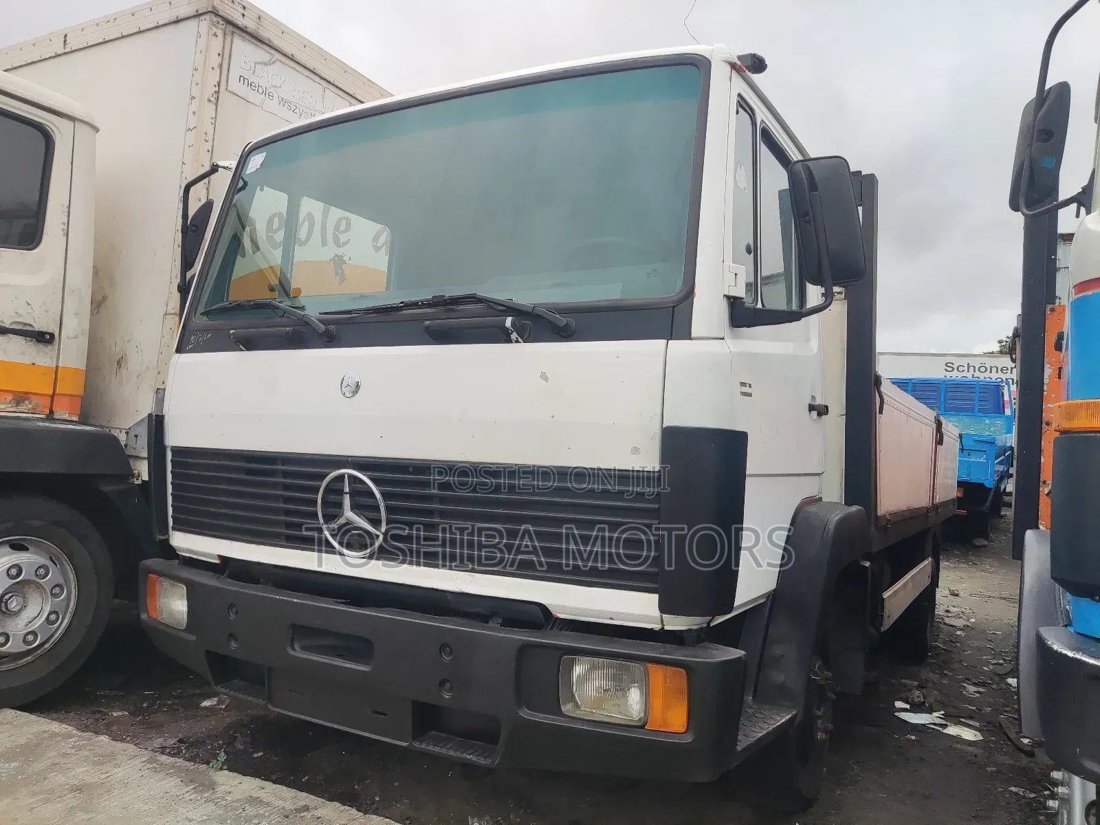 Mercedes Benz 814 Truck