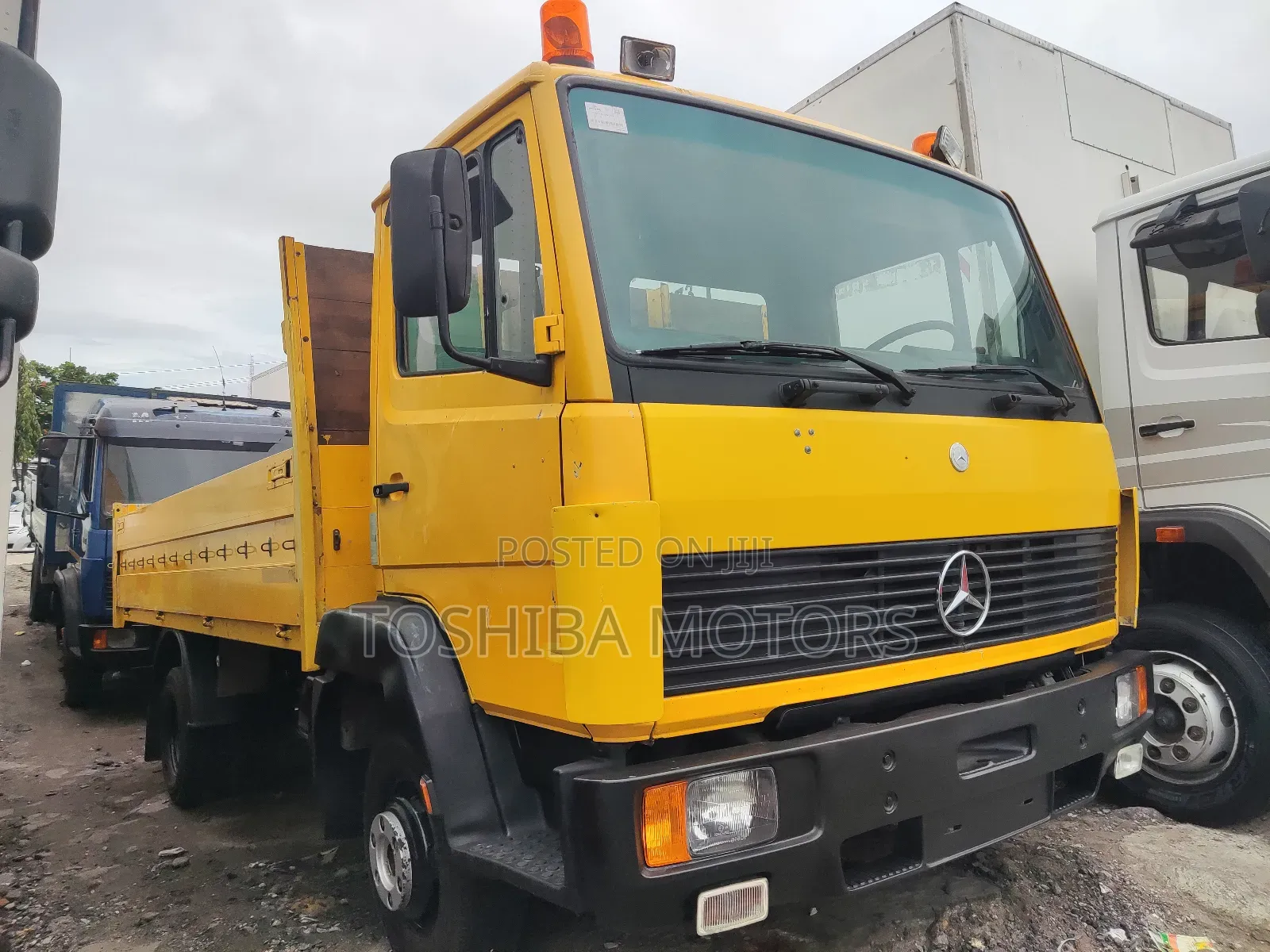Mercedes Benz 814 Truck