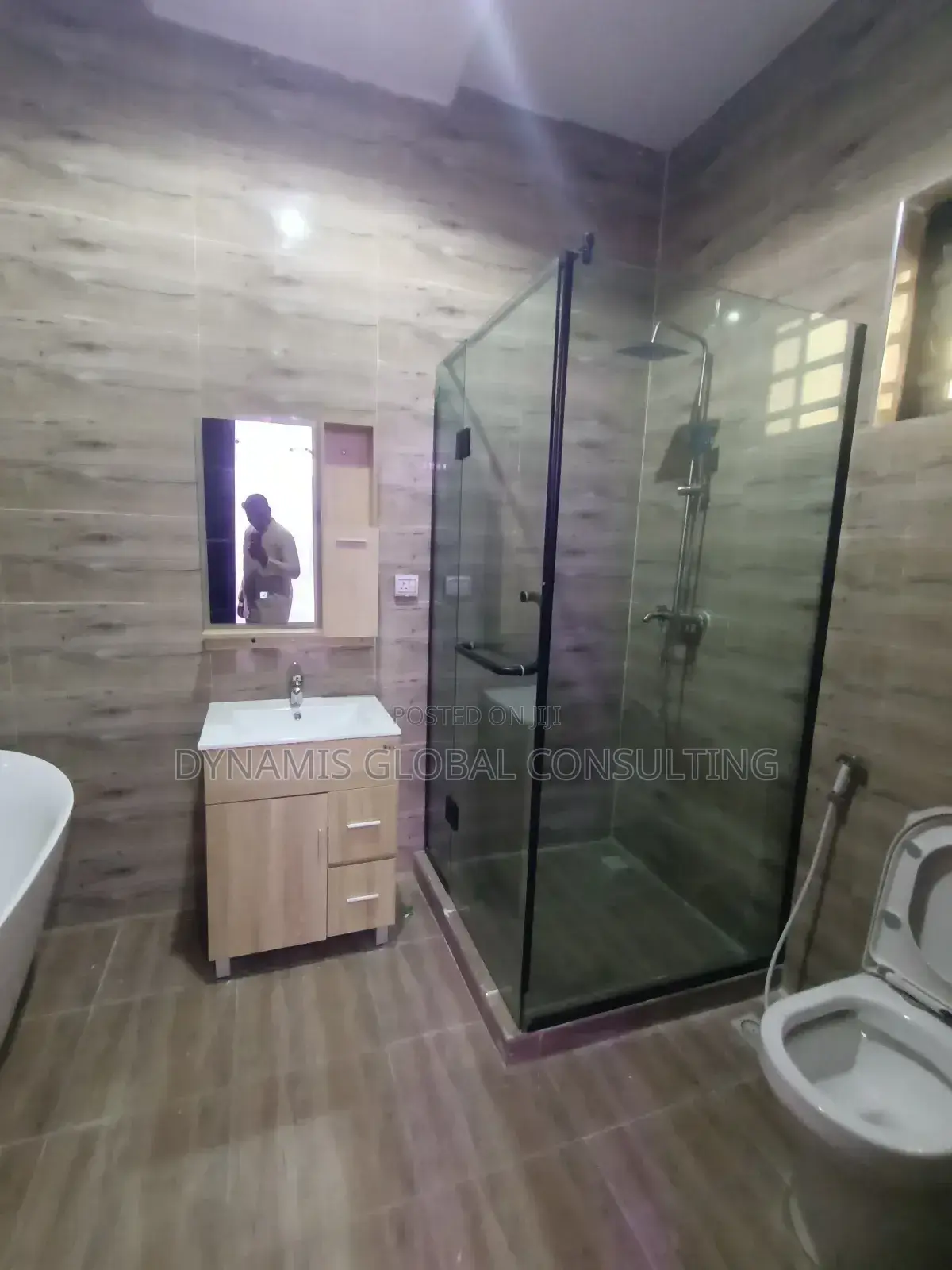 Furnished 4bdrm Townhouse/Terrace in Bimbi Court, Magodo for Sale